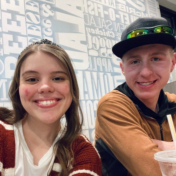 Meet your Posher, Mckenzie - Picture 5 of 12